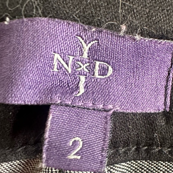 NOT YOUR DAUGHTER’S JEANS Ami Skinny Jeans In Sure Stretch Denim in Black - Picture 8 of 9